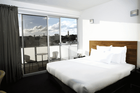 Cosmopolitan Hotel - Accommodation China