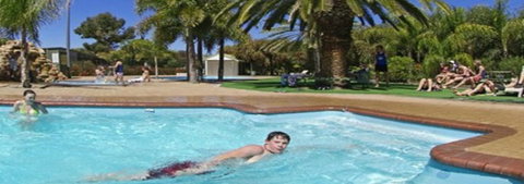 Macdonnell Range Holiday Park - Accommodation China 3