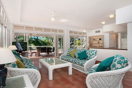 Balboa Apartments - Accommodation Guide 7