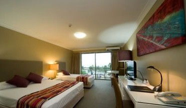 Airlie Beach Hotel - Accommodation Guide 1