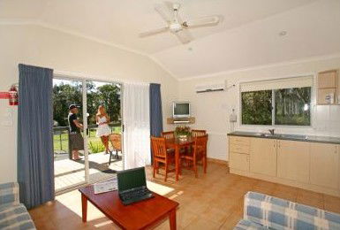 Anna Bay NSW Accommodation Guide
