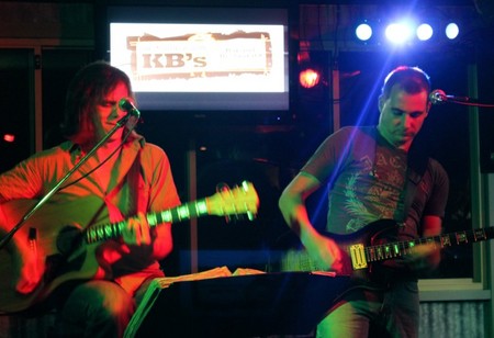 Nomads Noosa - Accommodation Asia 4