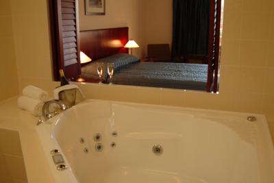 Coffee House Luxury Apartments - Accommodation Guide 2