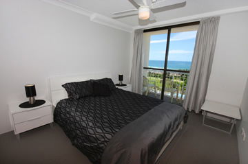 Elouera Tower - Accommodation China 4