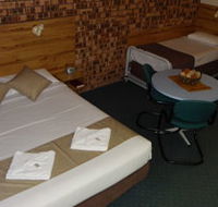 Surfside Resort Motel - Accommodation Guide