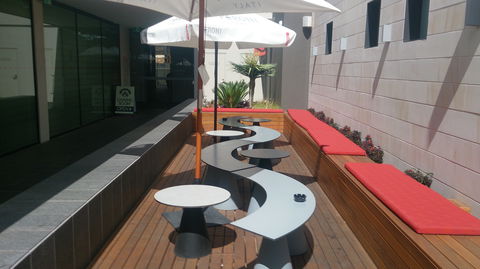 Golden Fleece Hotel - Accommodation Guide 0