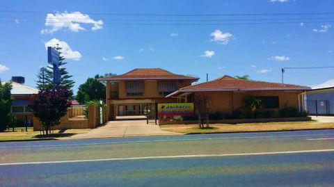 Jackaroo Apartments - Accommodation China 5