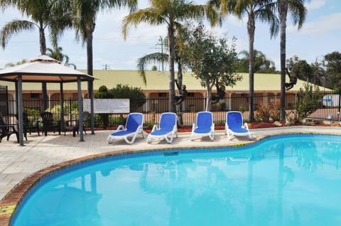 Pinjarra Resort  - Accommodation Guide 0
