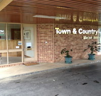 Town amp Country Motor Inn Forbes - Accommodation Asia