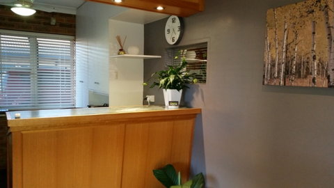 Cousins Motor Inn - Accommodation Guide 5