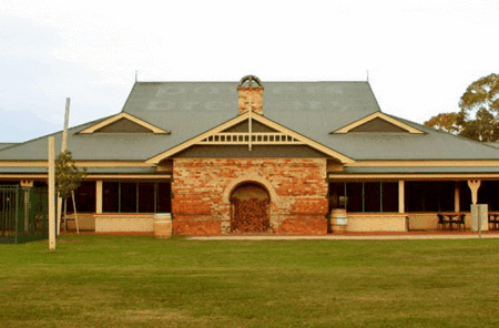 Potters Hotel And Brewery - Accommodation Asia