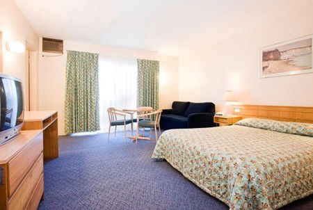 Bay Waters - Accommodation Asia 1