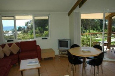 Tathra Beach House Apartments - Accommodation Guide 0