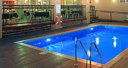 Burnett Riverside Motel - Accommodation China 0