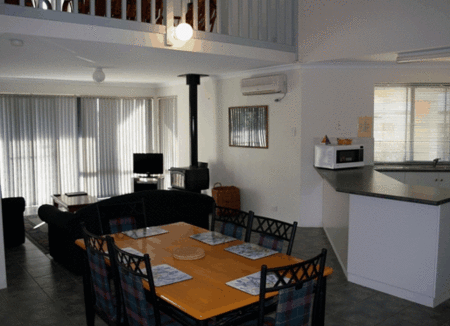 Bayside Villas - Accommodation Guide 2