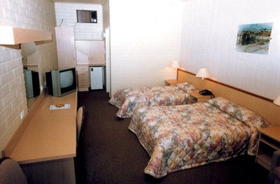 Opal Inn Hotel Motel And Tourist Park - Accommodation Asia 1