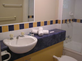 Nautilus Holiday Apartments - Accommodation China 5