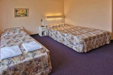 Country Comfort Tamworth Towers - Accommodation Asia 1