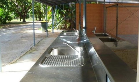 Shady Lane Tourist Park - Accommodation China 3