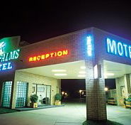 Sun Palms Hotel Motel - Accommodation Asia