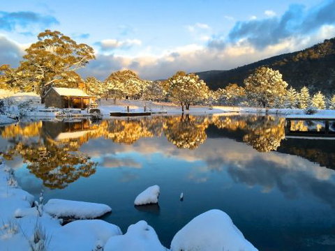 Moonbah Hut - Accommodation Guide 0