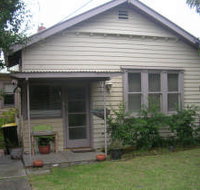 Peartree Cottage - Accommodation Guide