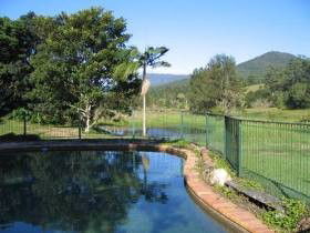 Golden Pond Retreat - Accommodation Guide 0