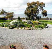 Arrandale Cottage - Accommodation Guide