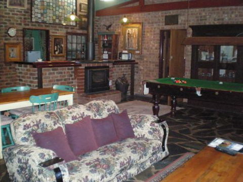 Eagle Foundry B & B - Accommodation Guide 2