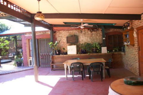 Eagle Foundry B & B - Accommodation Guide 6