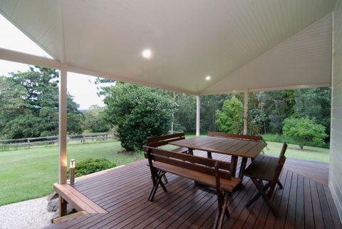 Fernridge Farm Cottage - Accommodation Asia 4