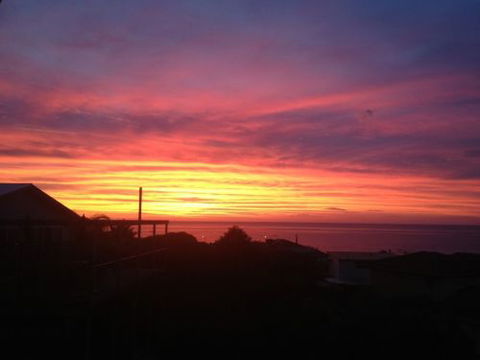 Coral Sands Luxury Beach House - Accommodation Guide 8