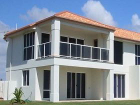 Bargara Beach Oceanfront Holiday Home - Accommodation China 0