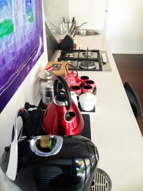 ArtHOUSE Beachfront Accommodation - Accommodation Guide 2