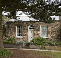 No.1 William St - Accommodation Guide