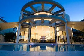 Paradise Point QLD Accommodation Asia