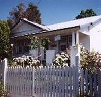 Crabapple Cottage - Accommodation Guide