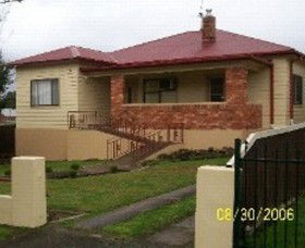 Kings Lodge - Accommodation Guide 0