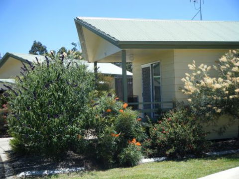 Pepper Tree Cabins - Accommodation China 0