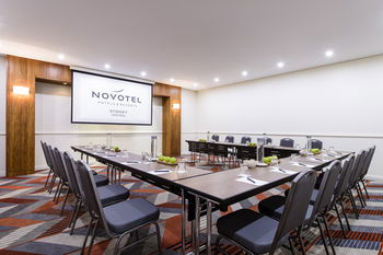 Novotel Sydney Central - Accommodation Guide 25