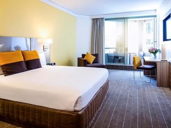 Novotel Sydney Central - Accommodation Guide 52