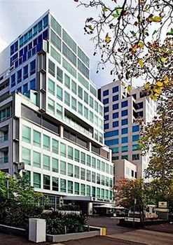 Park Regis Griffin Suites - Accommodation Asia 9