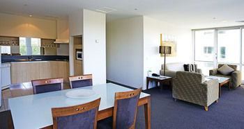 Park Regis Griffin Suites - Accommodation Asia 22