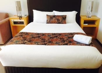 Sandown Regency - Accommodation Guide 31