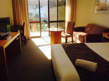 Sandown Regency - Accommodation Guide 32