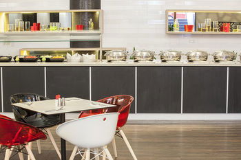 Ibis Melbourne Hotel And Apartments - Accommodation China 0