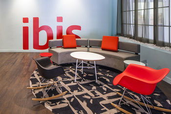 Ibis Melbourne Hotel And Apartments - Accommodation China 3