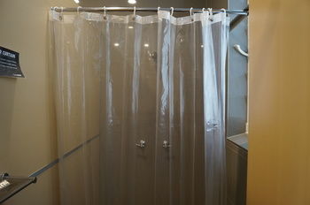 Maze Backpackers - Accommodation Asia 24