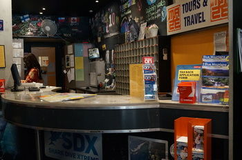 Maze Backpackers - Accommodation Asia 36