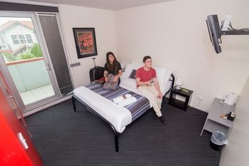 Base Backpackers Melbourne Hostel - Accommodation China 5